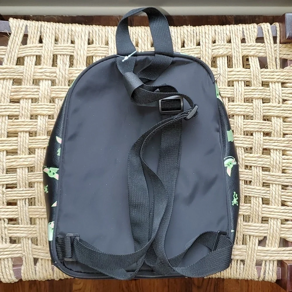 NWT Disney Star Wars Bioworld Mandalorian Backpack